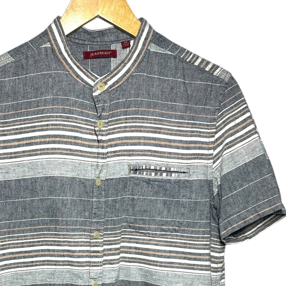 Jeremiah Men's Striped Band Collar Short Sleeve Button Up Shirt Size Medium‎